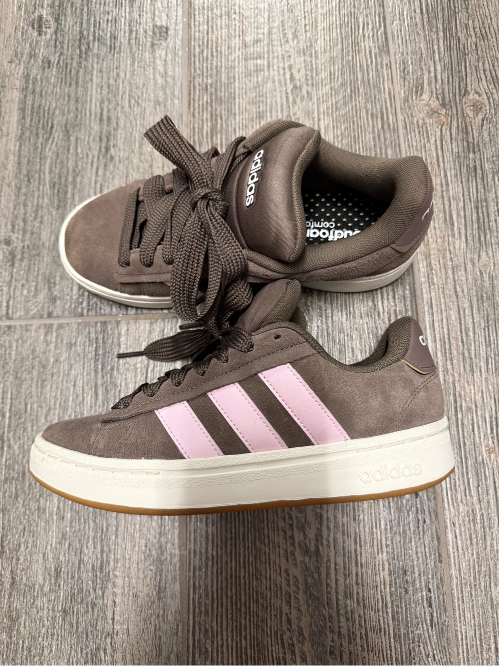 Adidas Women's Grand Court Alpha 00s - Size 7